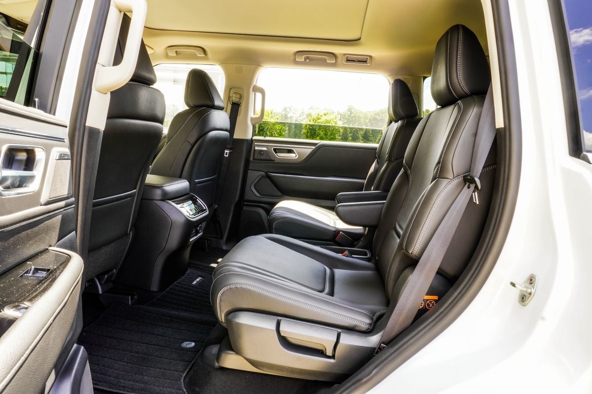 2027 INFINITI QX80 PURE