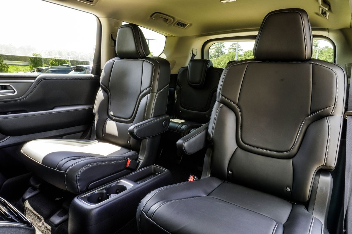 2027 INFINITI QX80 PURE