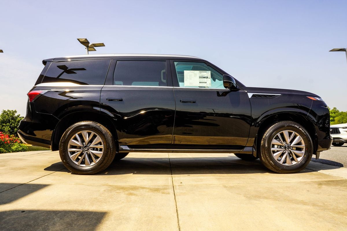 2026 INFINITI QX80 PURE