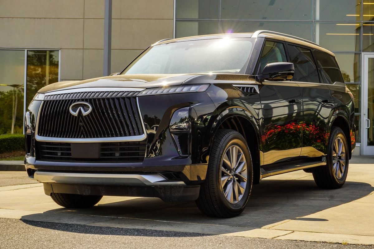 2026 INFINITI QX80 PURE