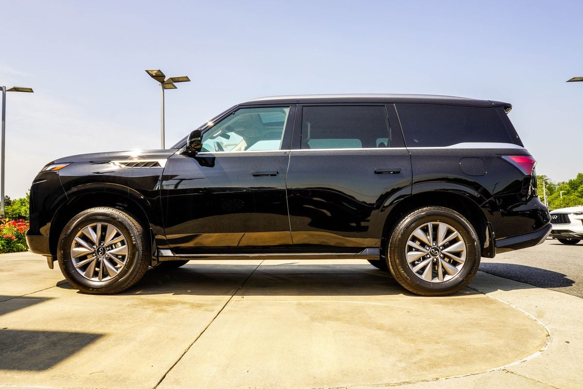 2026 INFINITI QX80 PURE