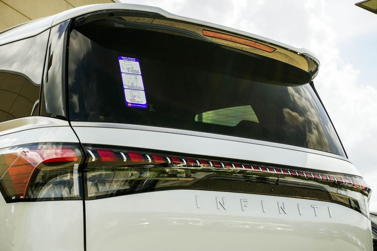 2026 INFINITI QX80 PURE