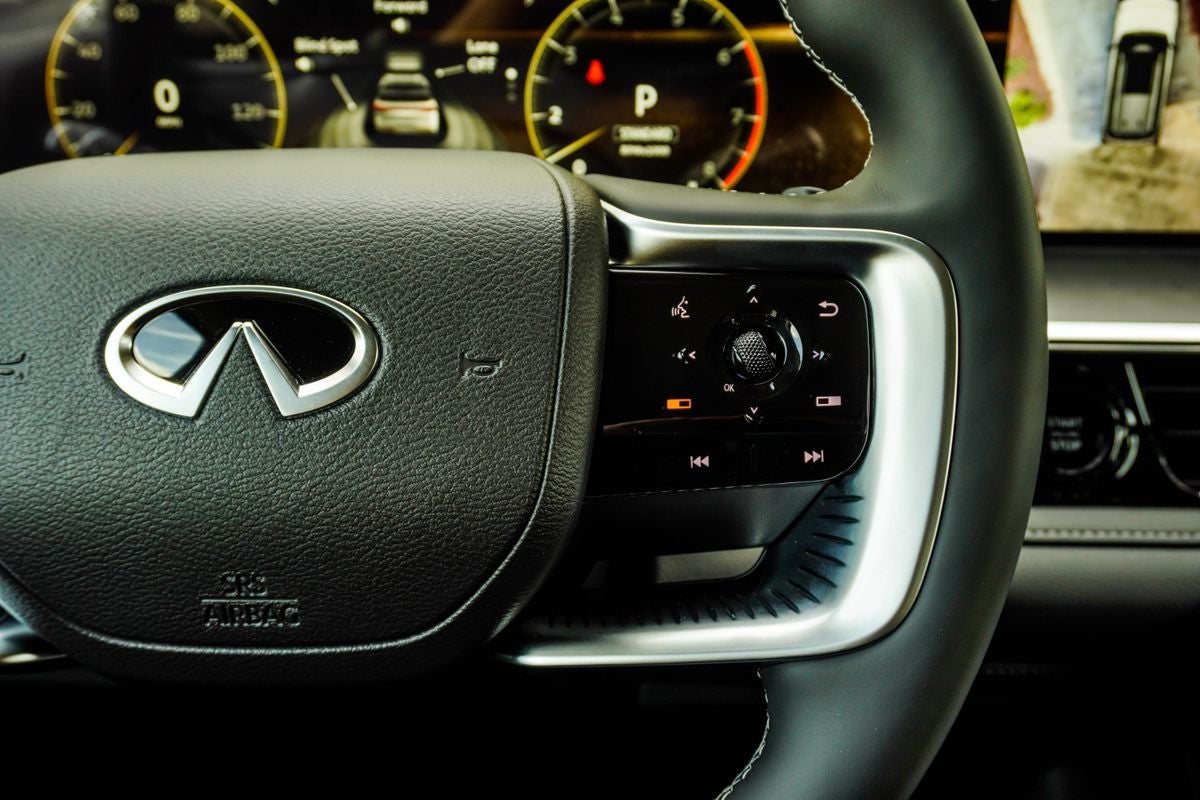 2026 INFINITI QX80 PURE