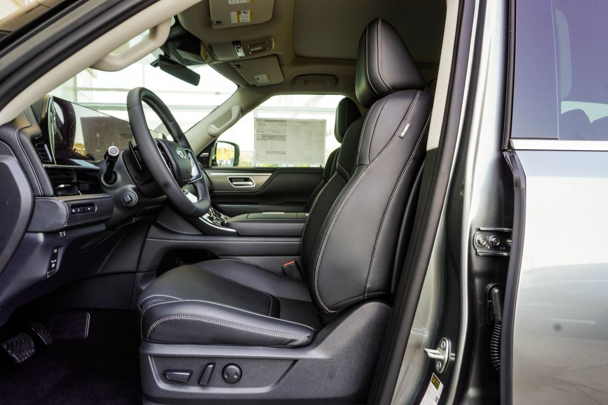 2026 INFINITI QX80 PURE