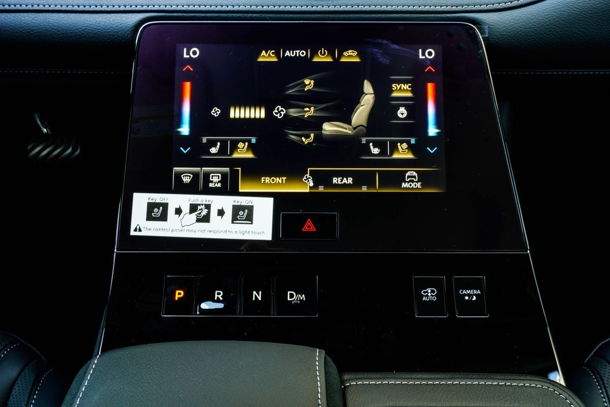2027 INFINITI QX80 LUXE
