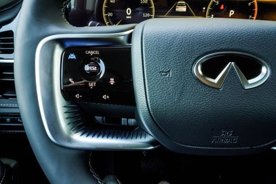 2027 INFINITI QX80 LUXE