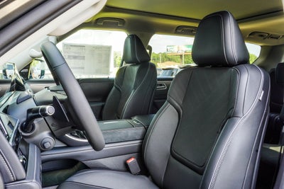 2027 INFINITI QX80 LUXE