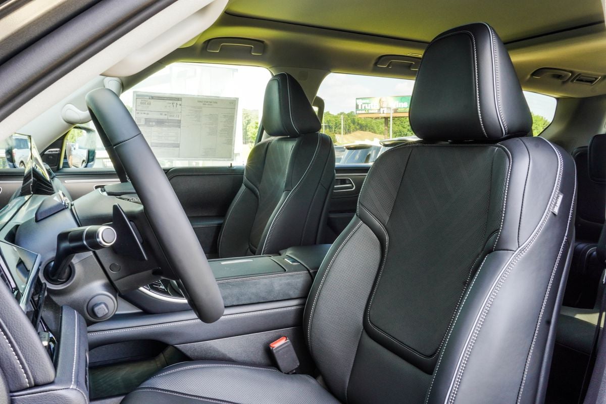 2027 INFINITI QX80 LUXE