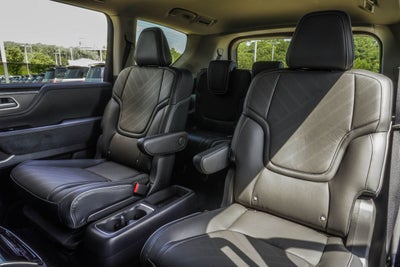 2027 INFINITI QX80 LUXE