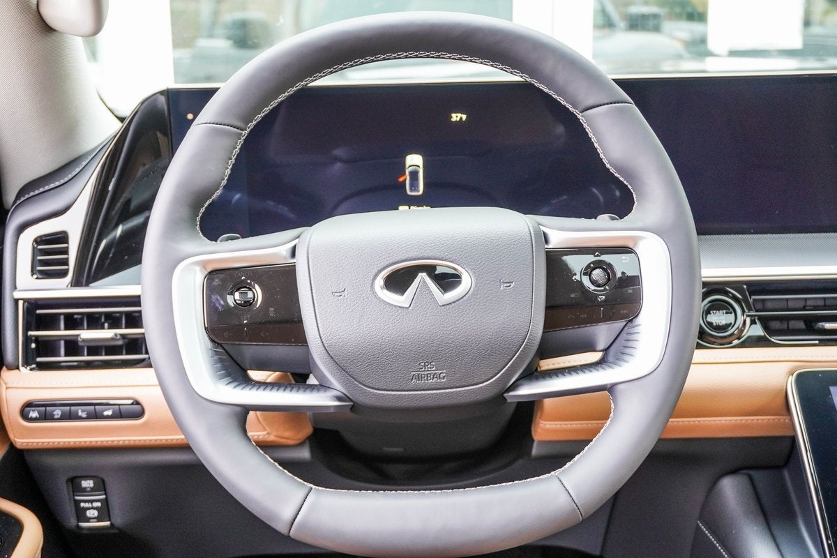 2026 INFINITI QX80 LUXE