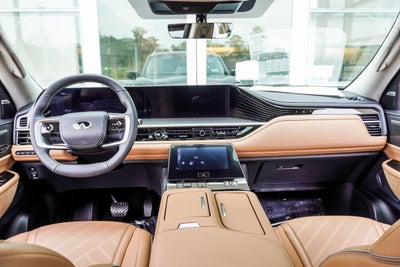 2026 INFINITI QX80 LUXE