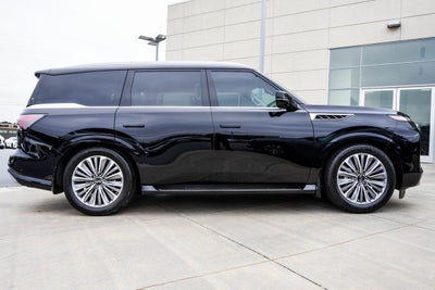2026 INFINITI QX80 LUXE
