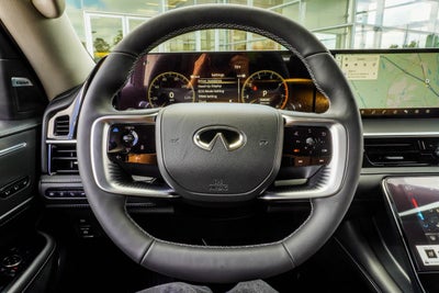 2026 INFINITI QX80 LUXE