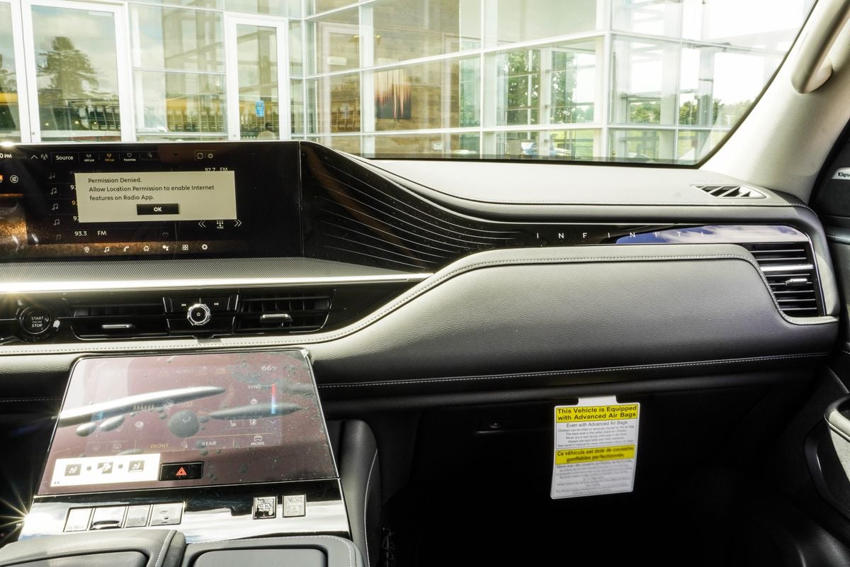 2026 INFINITI QX80 LUXE