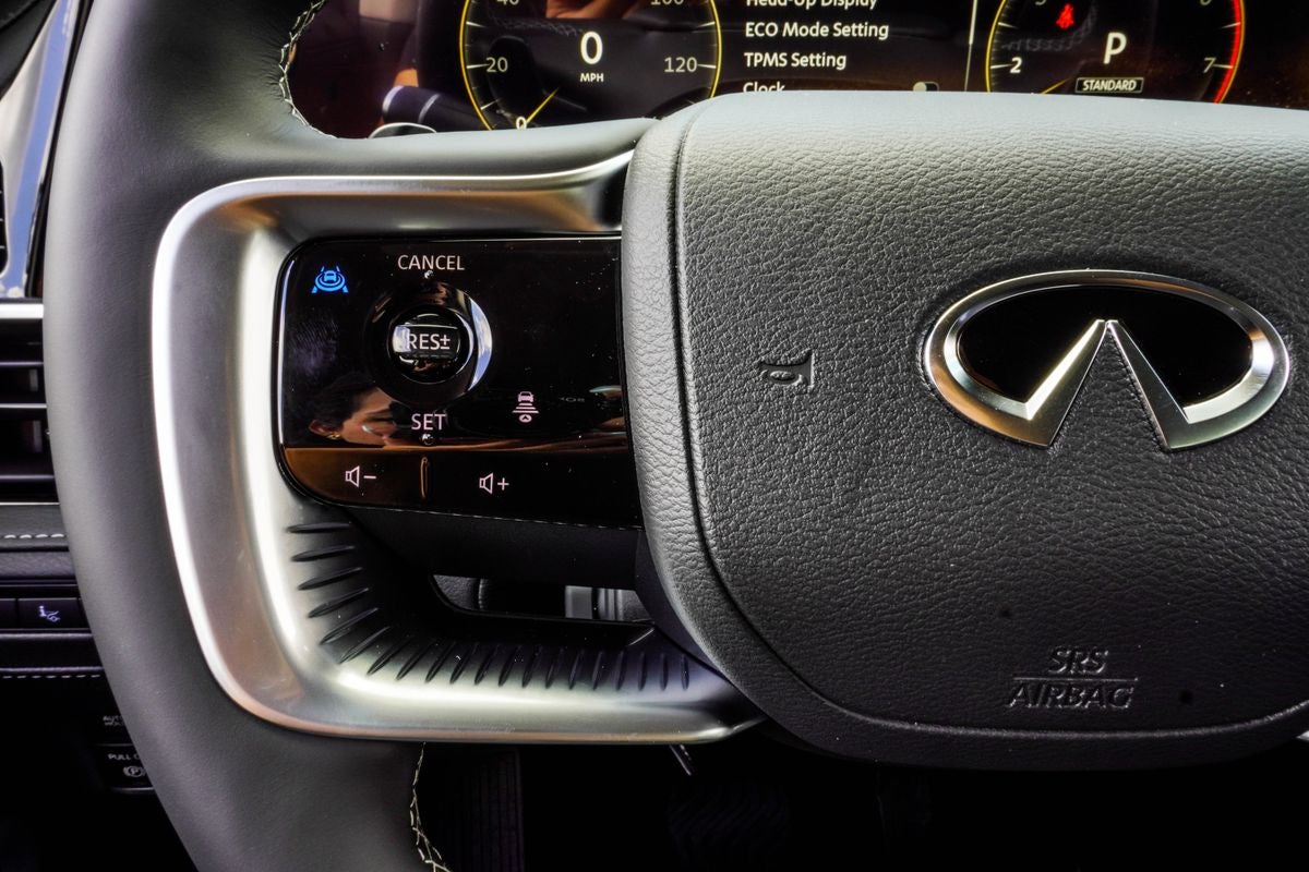 2026 INFINITI QX80 LUXE