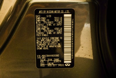 2027 INFINITI QX80 LUXE
