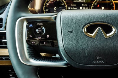 2027 INFINITI QX80 LUXE