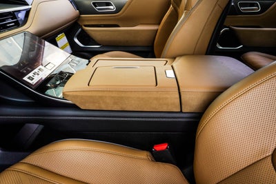 2027 INFINITI QX80 LUXE