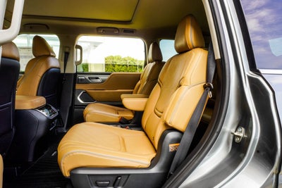 2027 INFINITI QX80 LUXE
