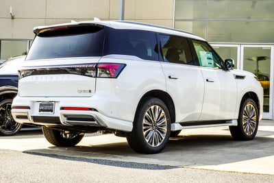 2027 INFINITI QX80 LUXE