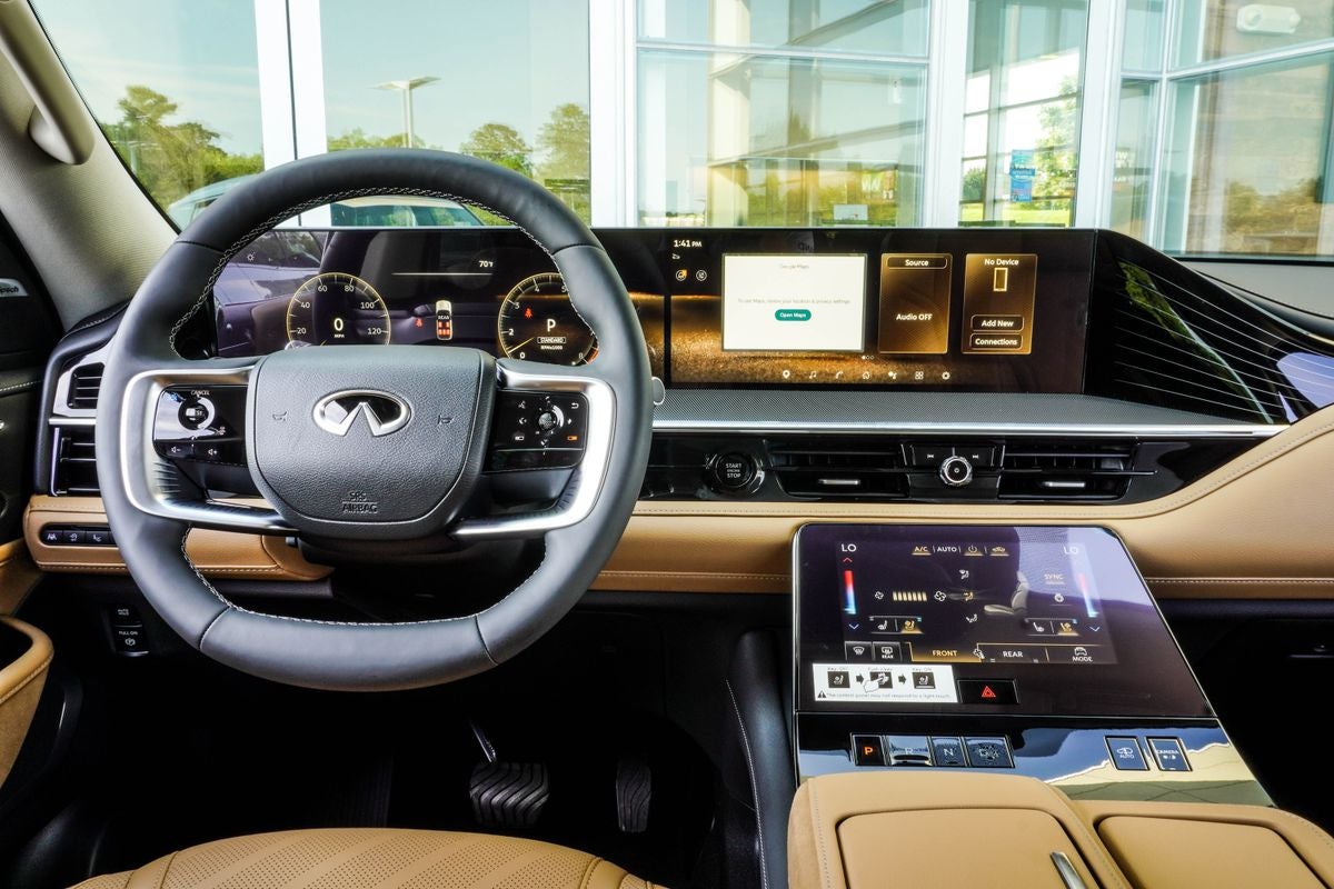 2027 INFINITI QX80 LUXE