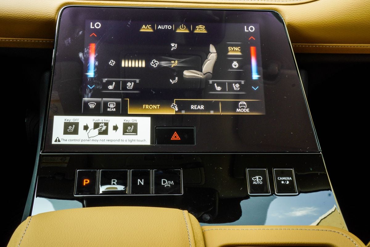 2027 INFINITI QX80 LUXE