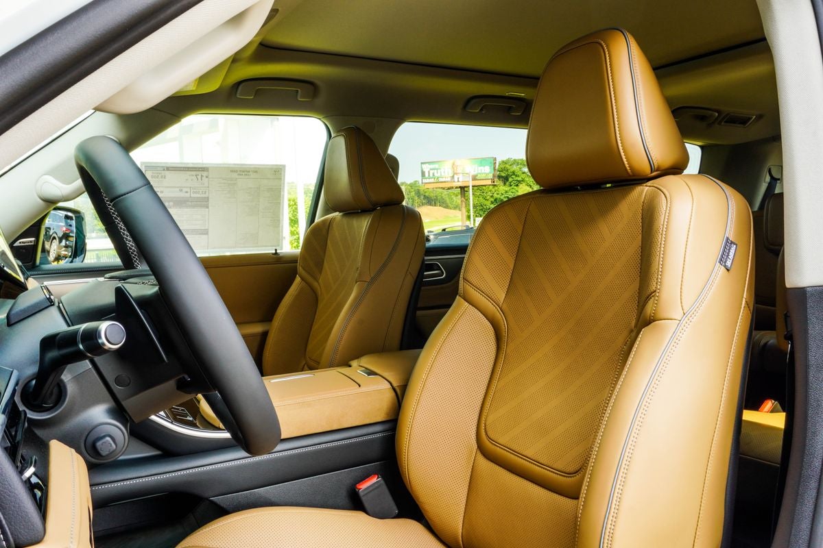 2027 INFINITI QX80 LUXE