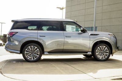 2027 INFINITI QX80 LUXE