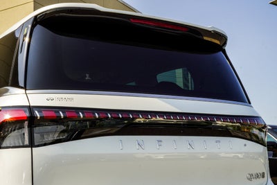2027 INFINITI QX80 LUXE