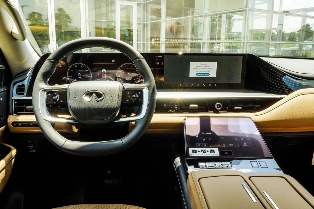 2027 INFINITI QX80 LUXE