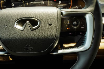 2027 INFINITI QX80 LUXE