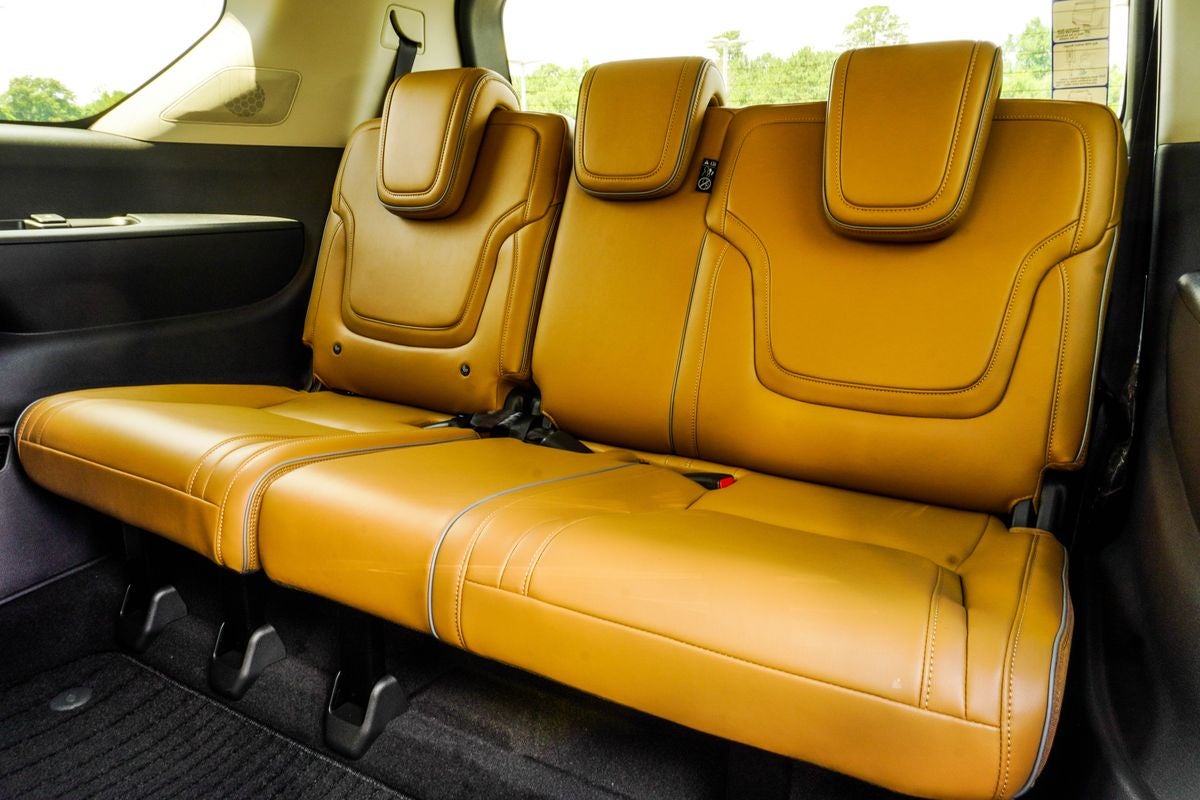 2027 INFINITI QX80 LUXE
