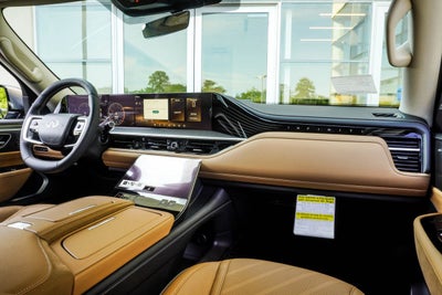 2027 INFINITI QX80 LUXE