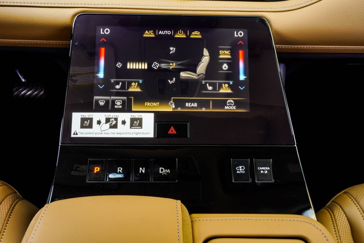 2027 INFINITI QX80 LUXE