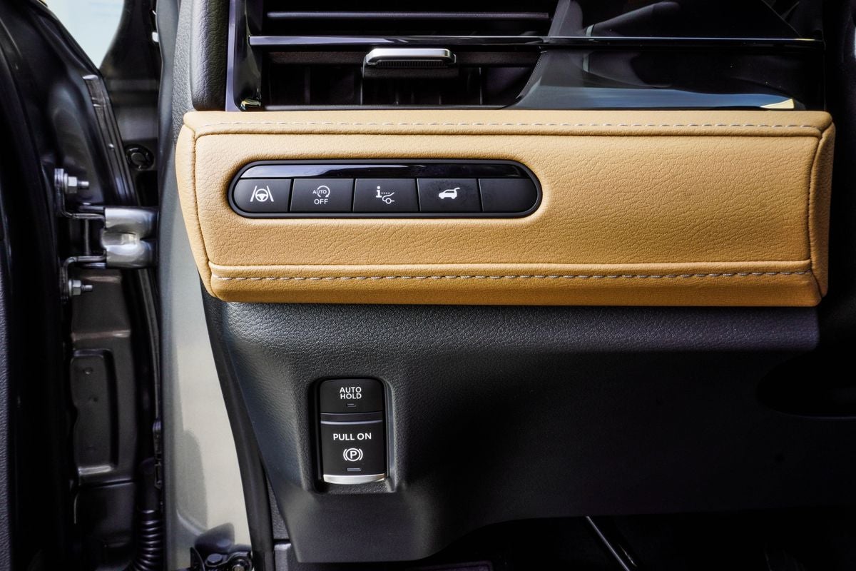 2027 INFINITI QX80 LUXE