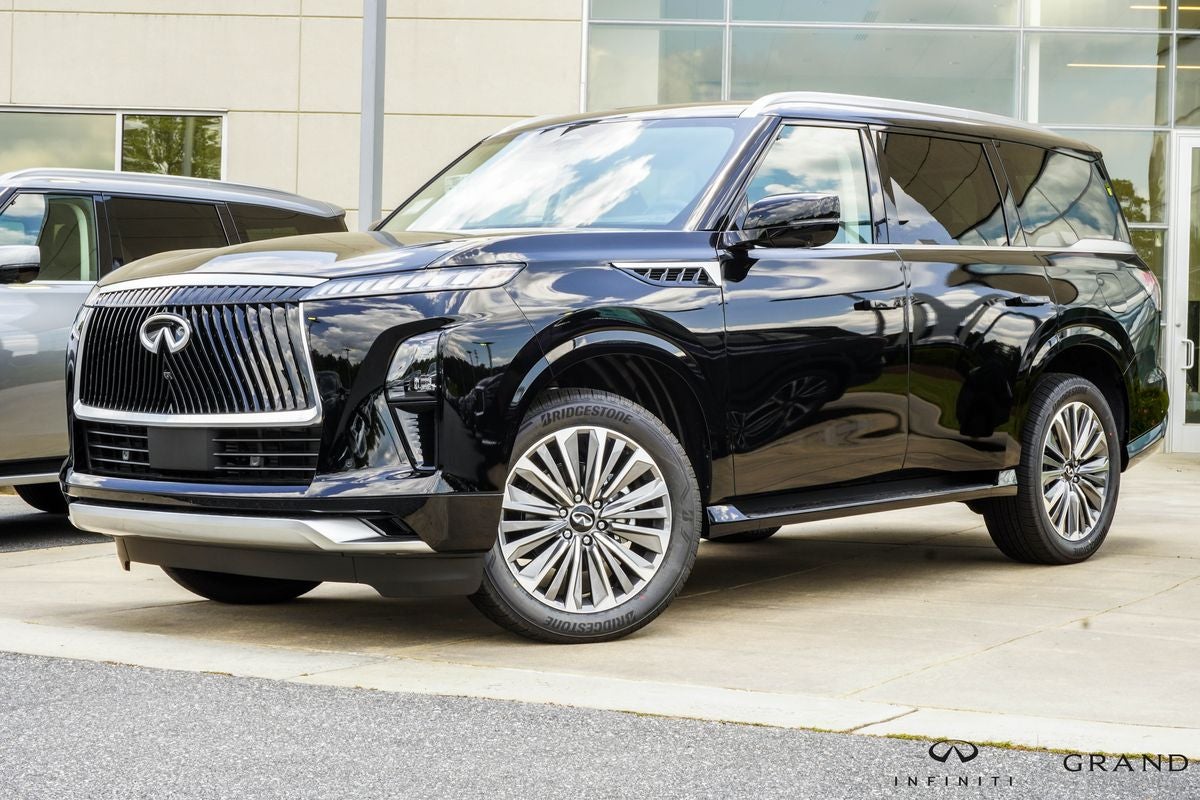 2027 INFINITI QX80 LUXE