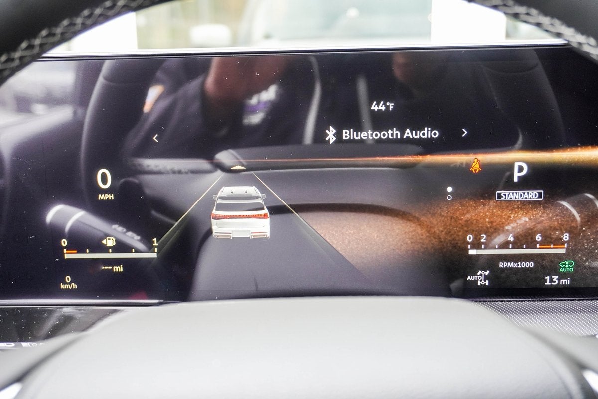 2026 INFINITI QX80 LUXE