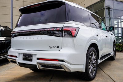 2026 INFINITI QX80 LUXE