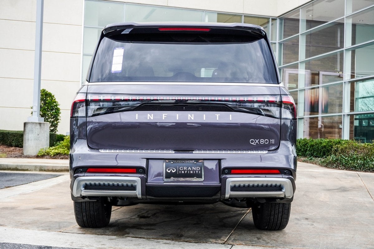 2026 INFINITI QX80 LUXE