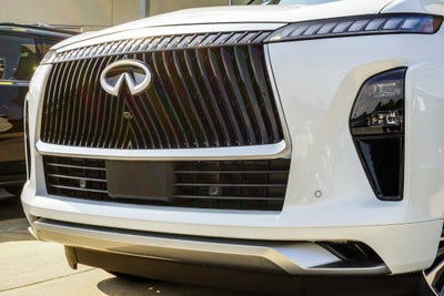 2027 INFINITI QX80 LUXE