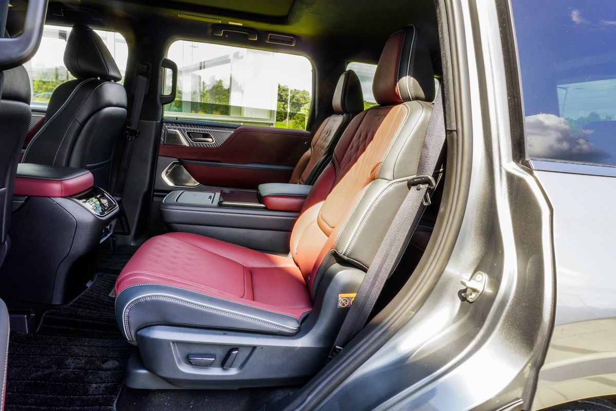 2027 INFINITI QX80 AUTOGRAPH