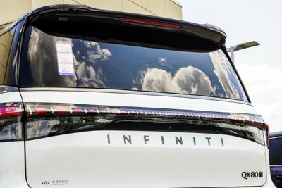 2027 INFINITI QX80 AUTOGRAPH