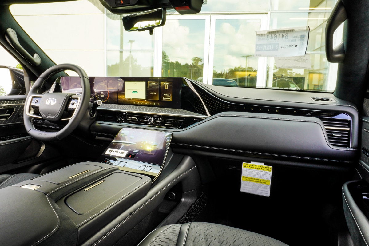 2027 INFINITI QX80 AUTOGRAPH