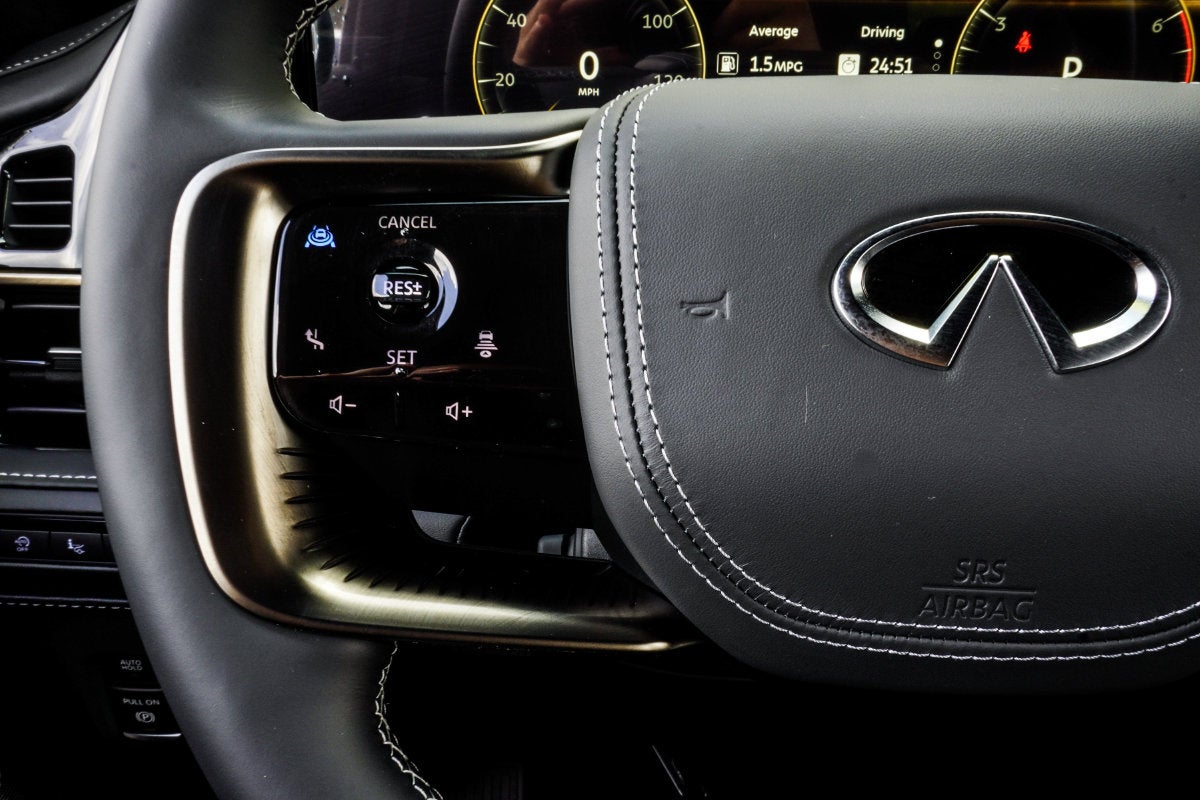 2027 INFINITI QX80 AUTOGRAPH