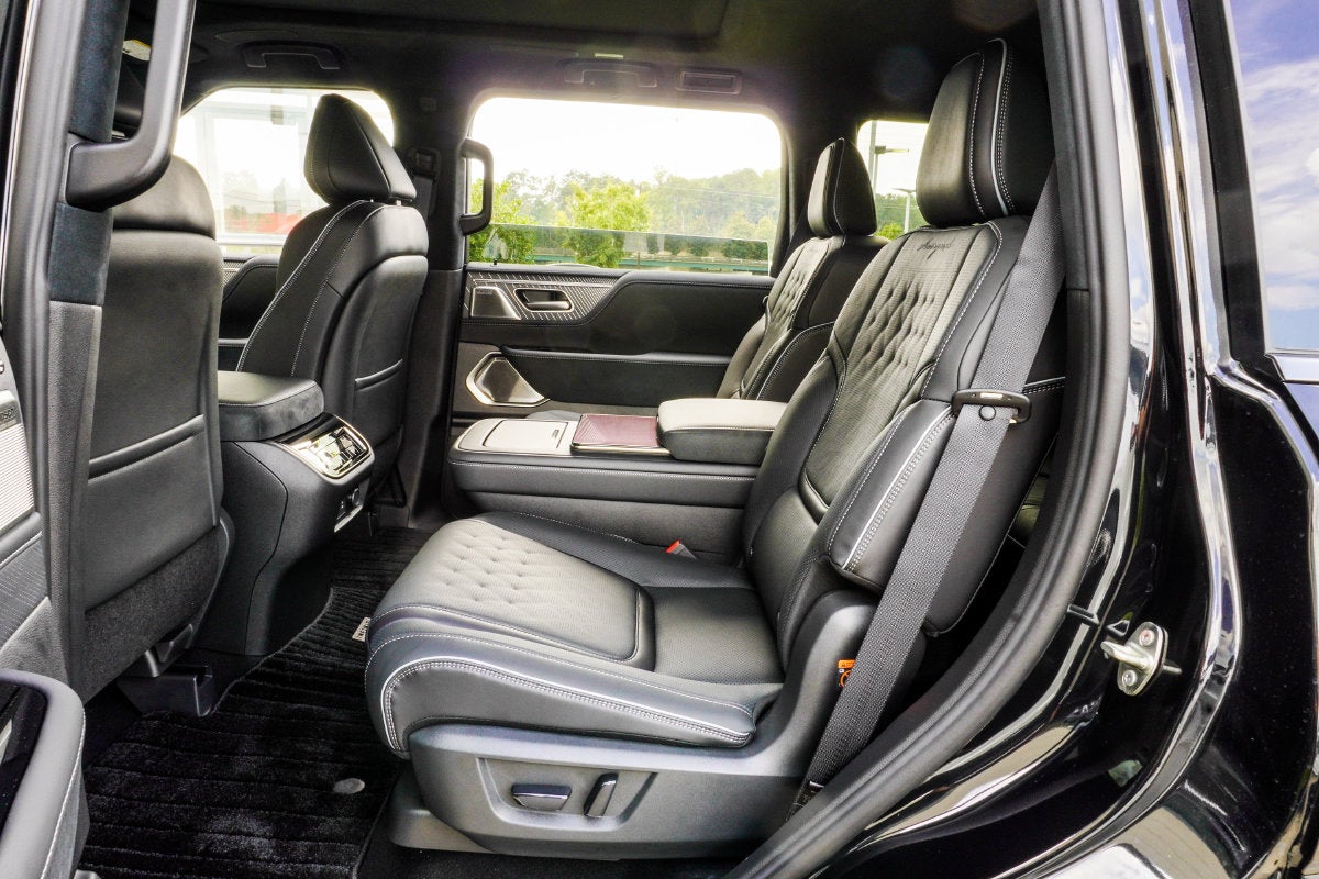 2027 INFINITI QX80 AUTOGRAPH