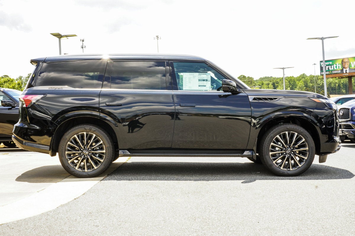 2027 INFINITI QX80 AUTOGRAPH