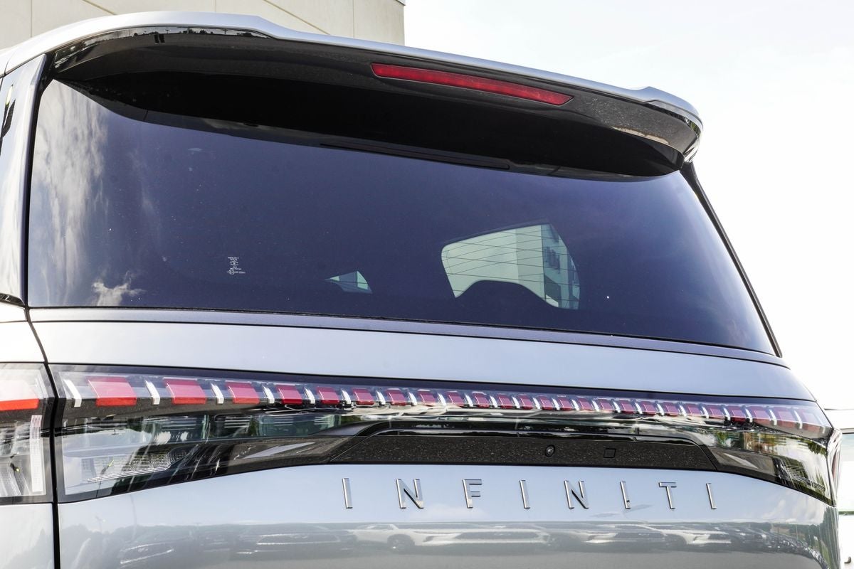 2027 INFINITI QX80 AUTOGRAPH