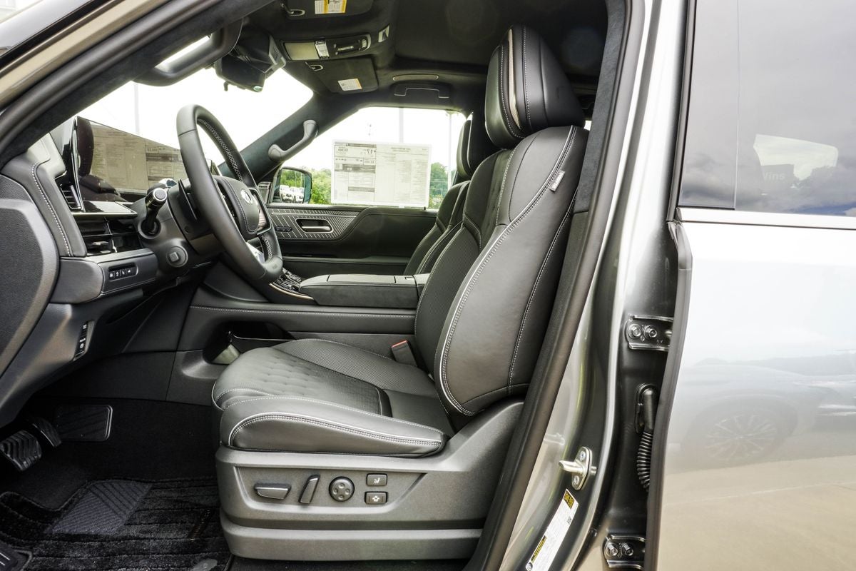 2027 INFINITI QX80 AUTOGRAPH