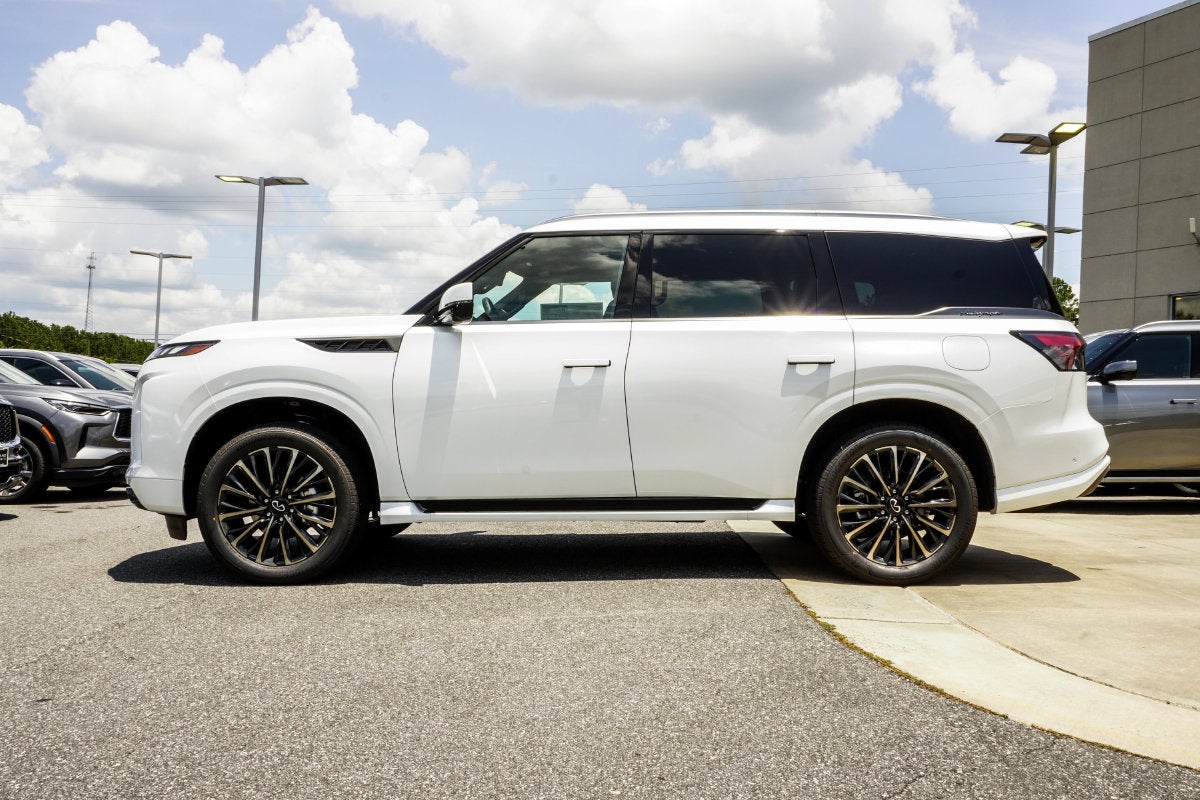 2027 INFINITI QX80 AUTOGRAPH