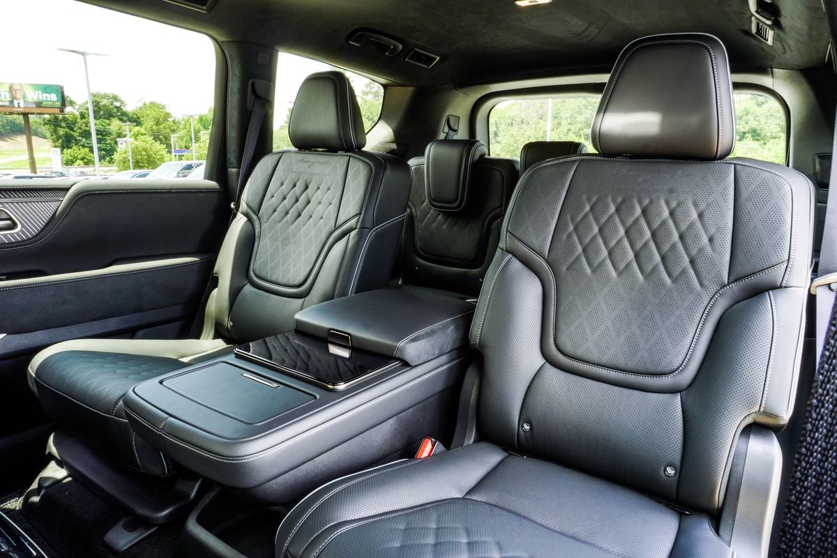 2027 INFINITI QX80 AUTOGRAPH